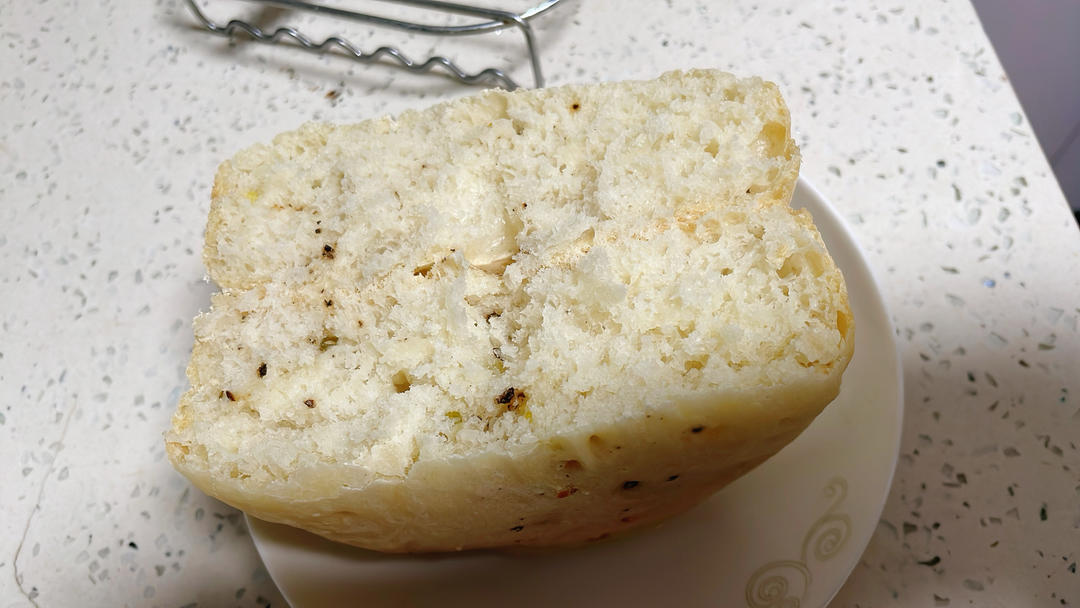 简单、不沾手的免揉隔夜发酵-宣软发面大饼（电饼铛-素食）