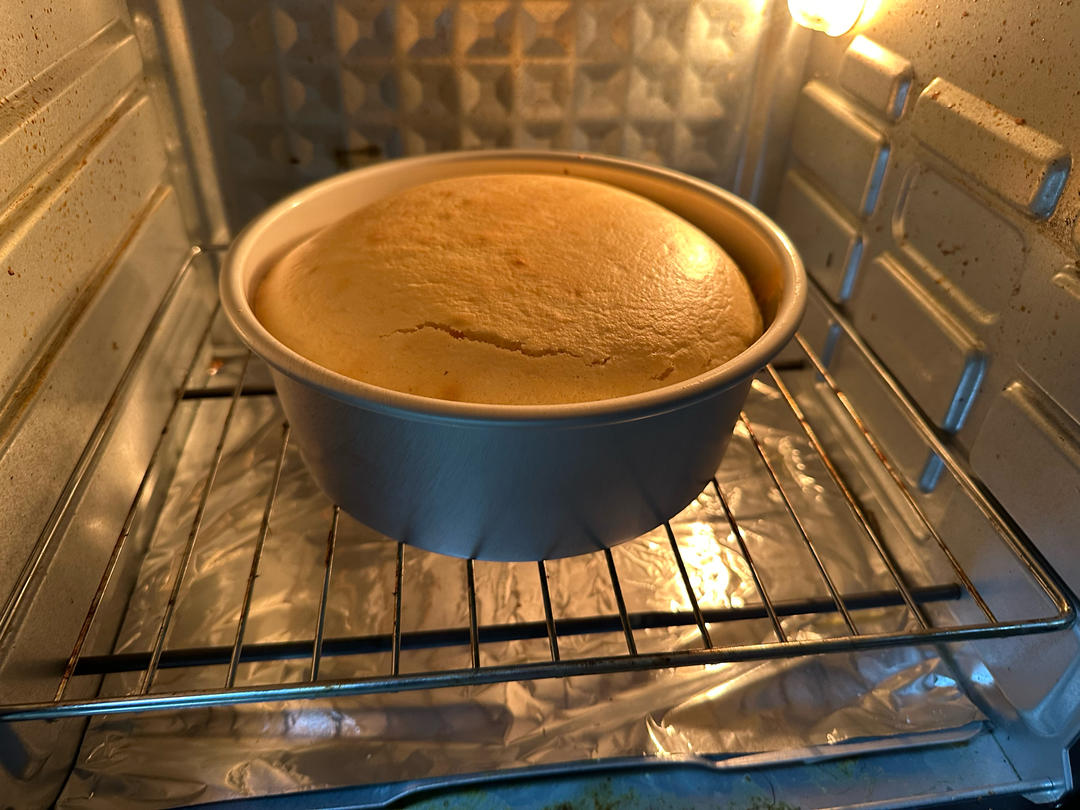 纸杯蛋糕 8寸戚风蛋糕的量