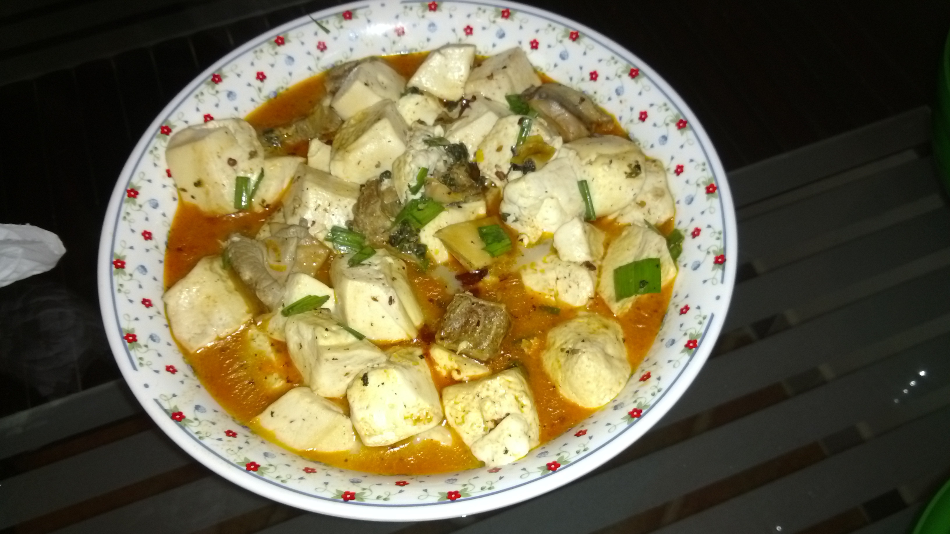 蚌肉豆腐煲