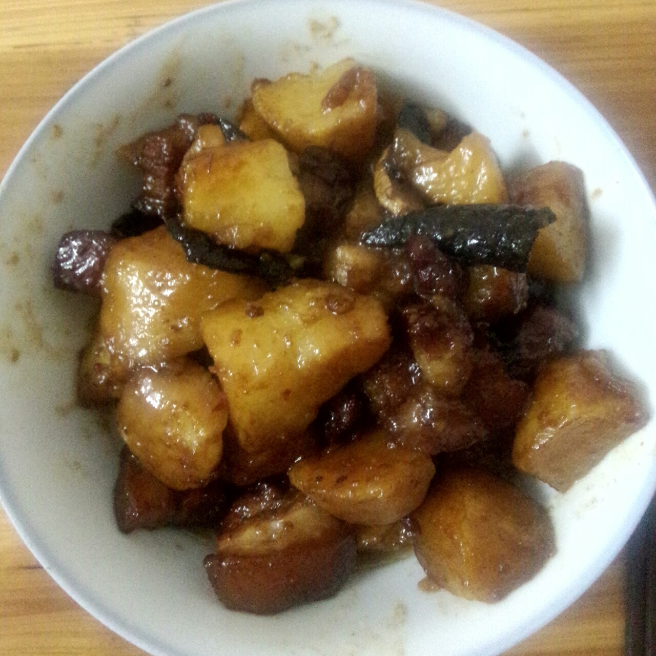 土豆红烧肉