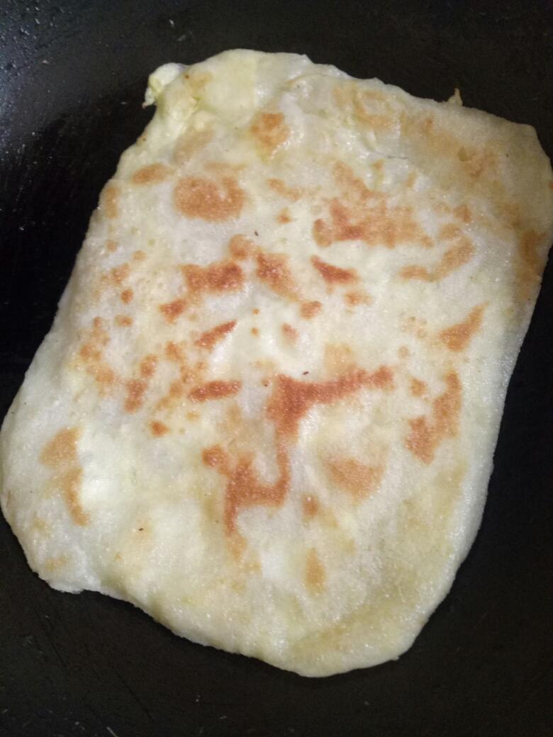 鸡蛋灌饼(饼)的做法