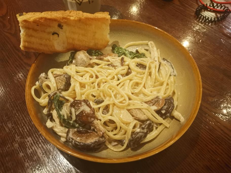 gaga复刻版—鸡肉蘑菇奶油意面的做法