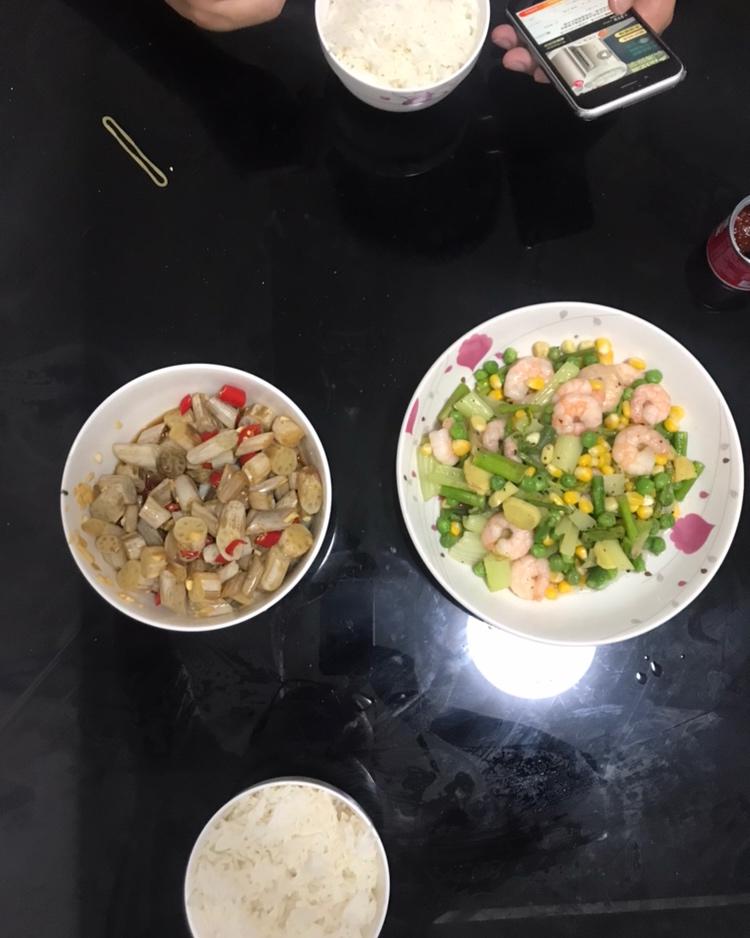 西芹炒虾仁