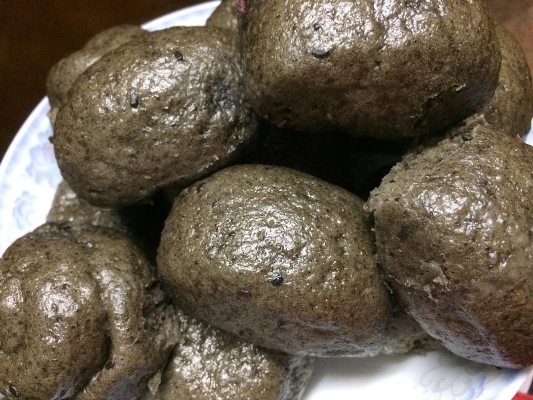 奶香黑芝麻刀切馒头