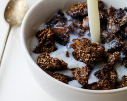 Almond coconut granola的做法