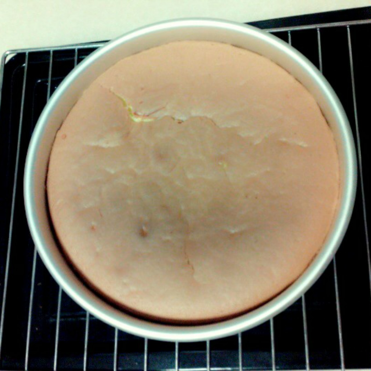 烤箱做蛋糕（戚风蛋糕的做法）