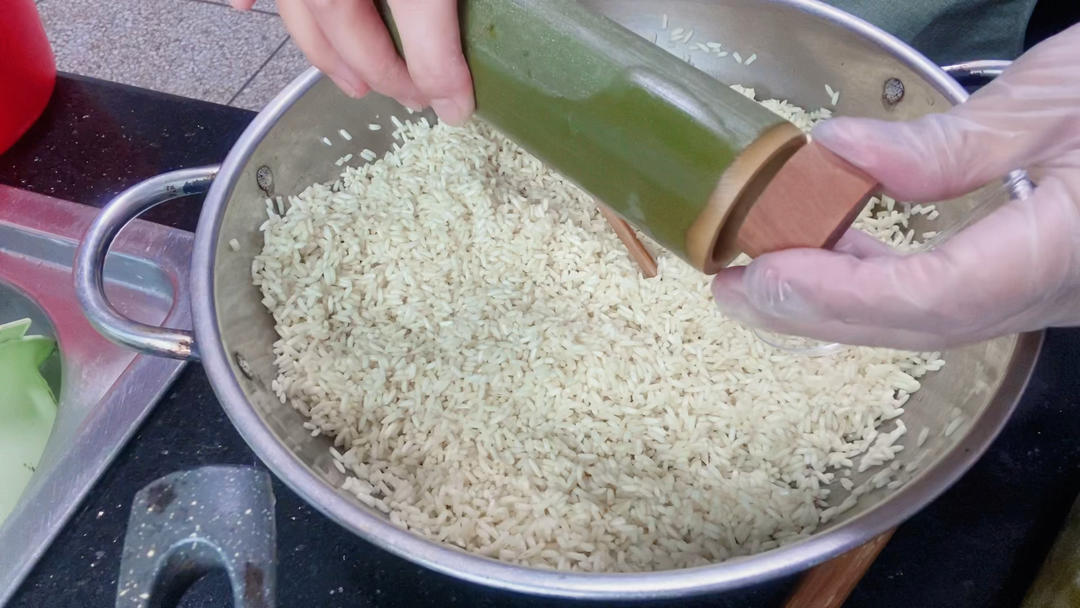 竹筒粽子的做法 步骤4