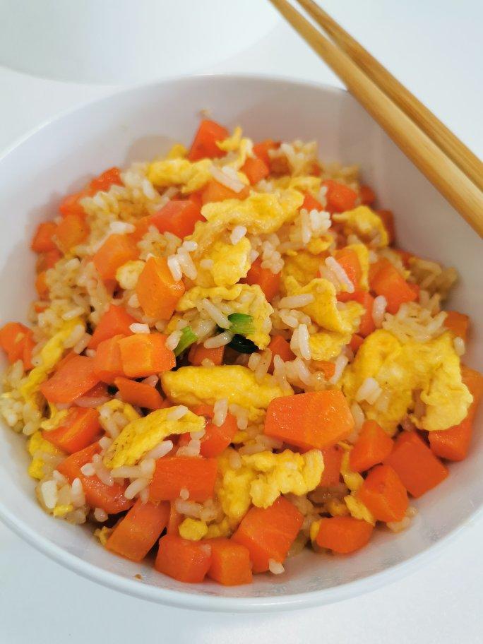 家常蛋炒饭