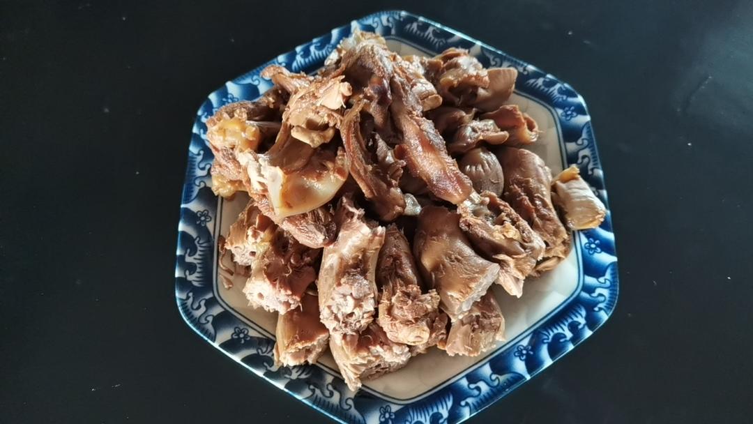 来个卤鸡胗