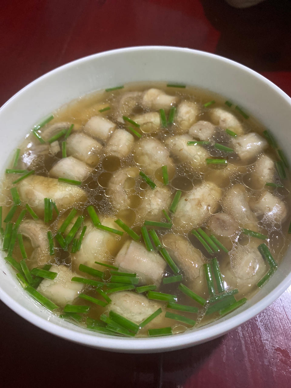 明明是素汤 却鲜得像鸡汤一样的「口蘑汤」