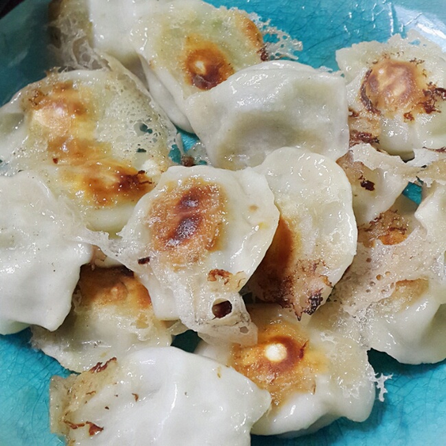 三鲜锅贴