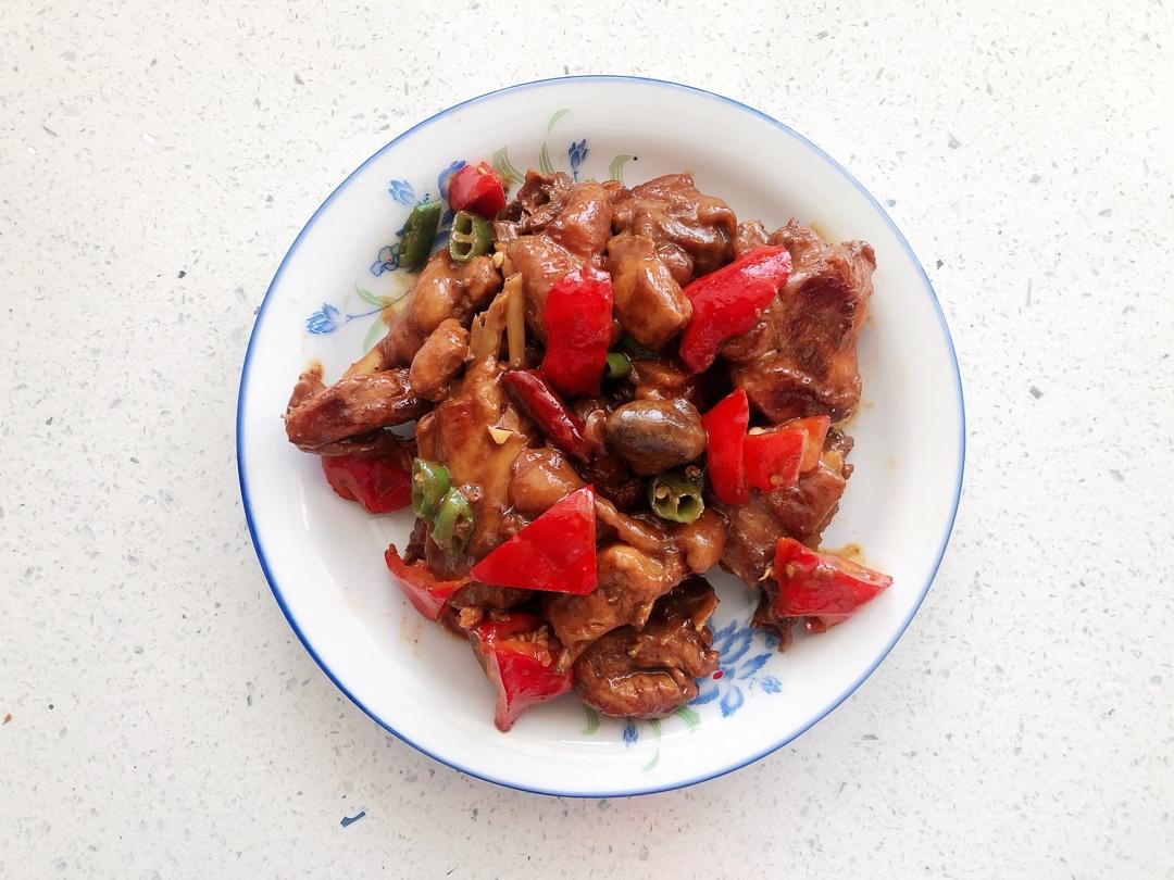 比饭店好吃很多倍的黄焖鸡