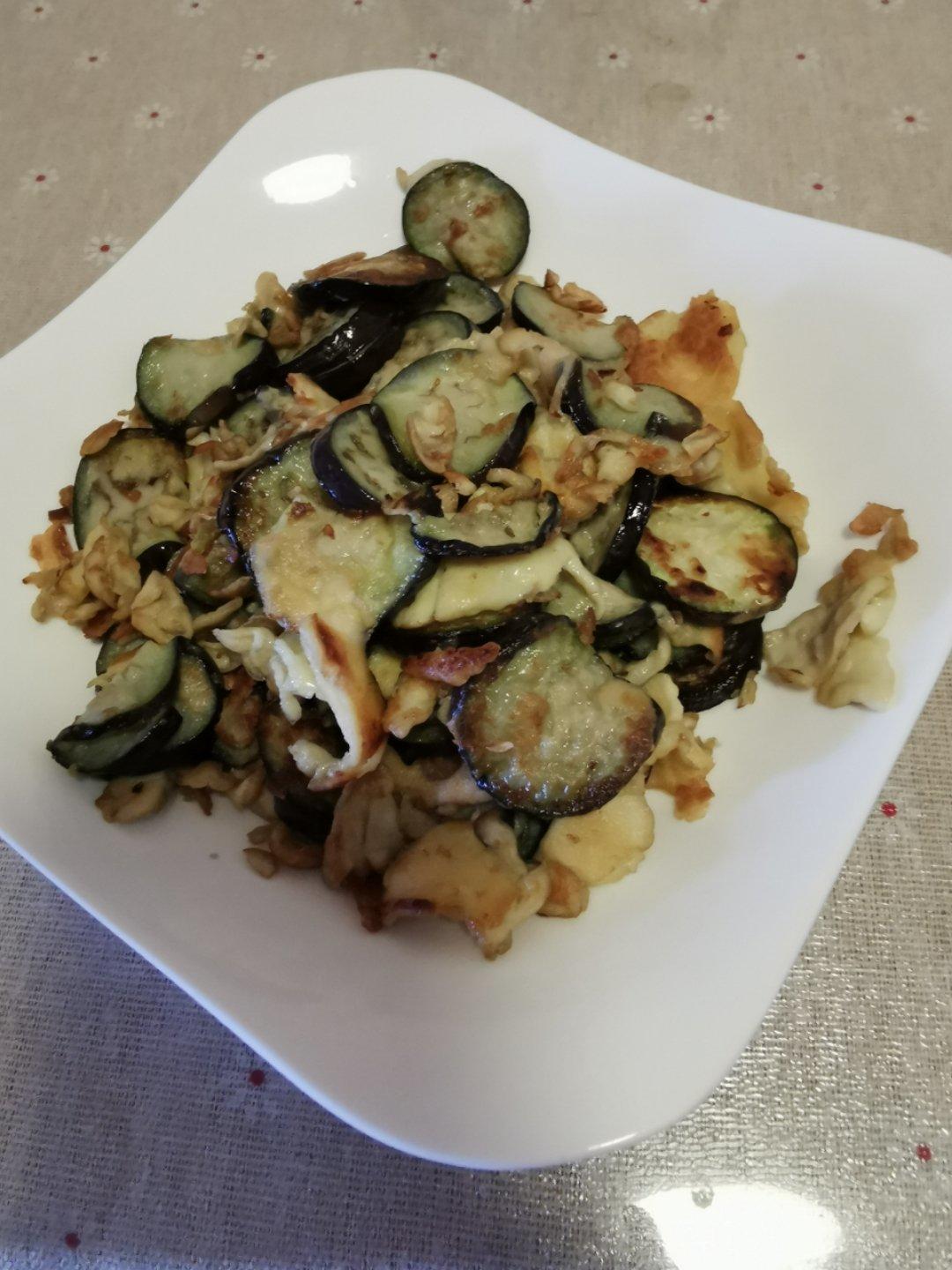 少油的蛋香煎茄子片