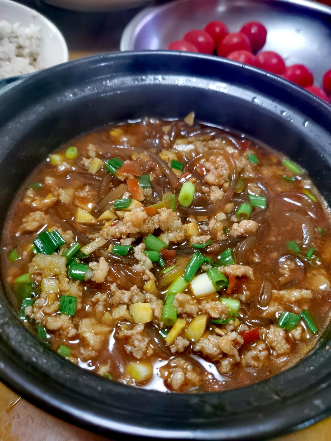 肉末粉丝煲（蚂蚁上树，干捞粉丝煲）