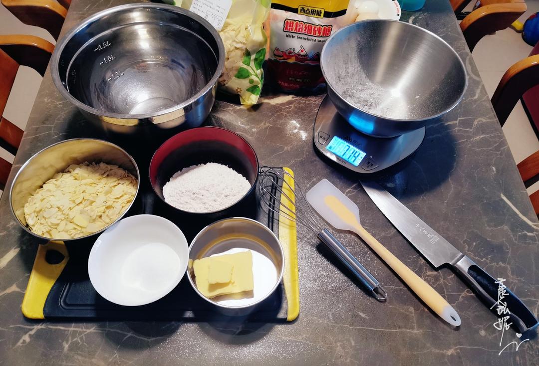 焦糖脆脆杏仁瓦片