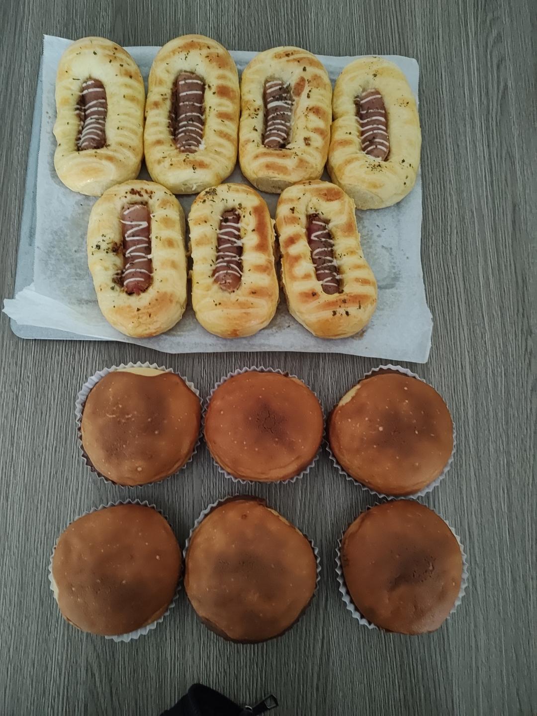 一个面团撑起一家店的台式面包—香肠面包