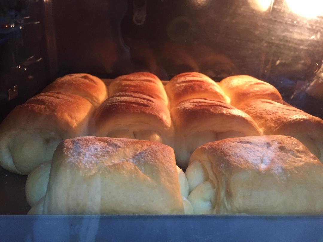 软到不知所措的牛奶卷