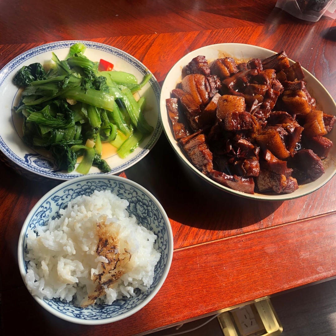 不焯水不放油的家常红烧肉