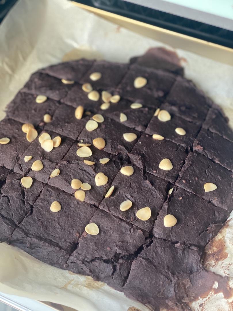 健身零食：值得一试的紫薯布朗尼