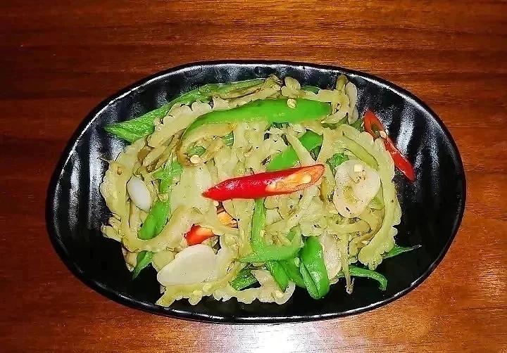 油爆开背大虾芦笋