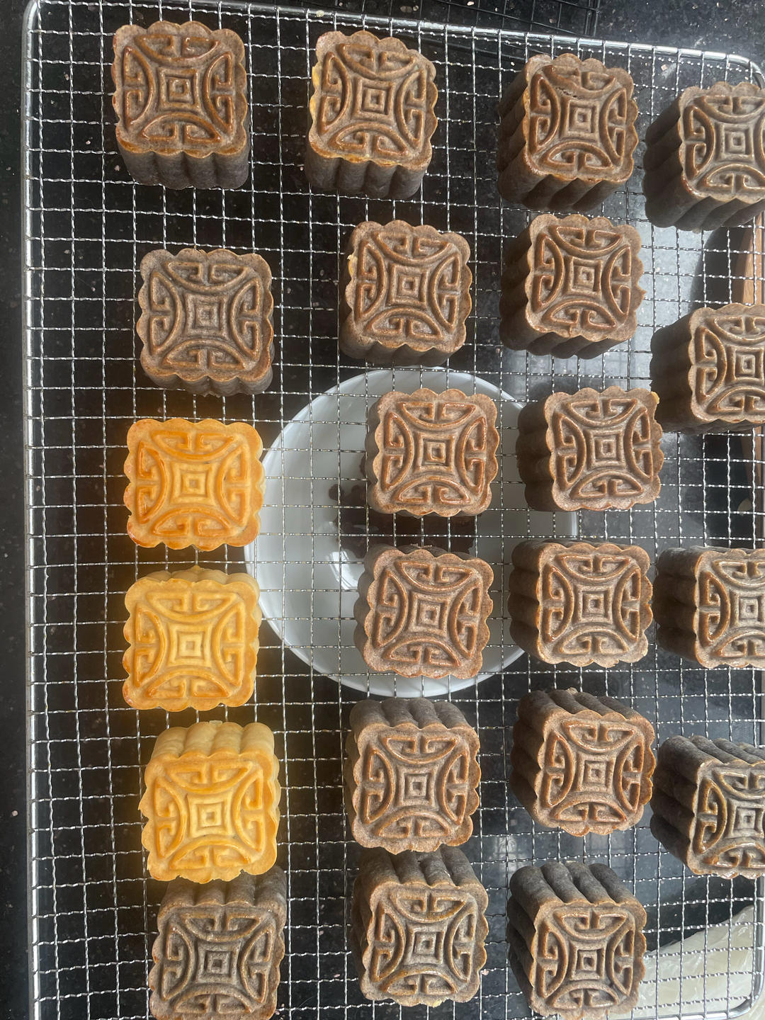 私房爆单黑金米月饼—内附黑芝麻核桃馅配方