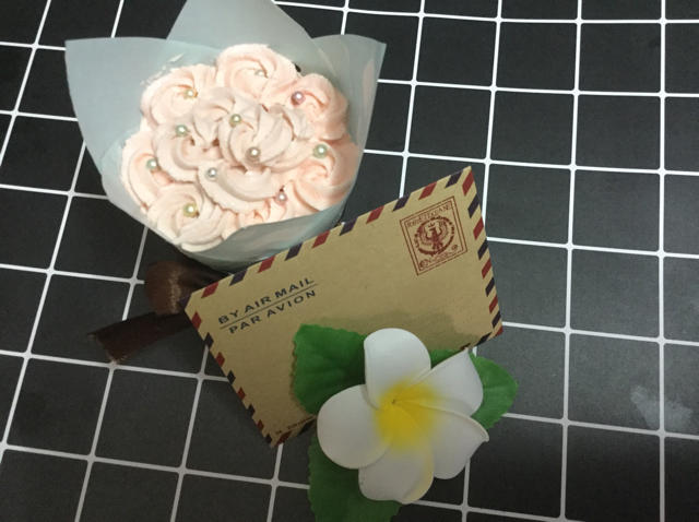 蛋糕裱花—简单花束蛋糕