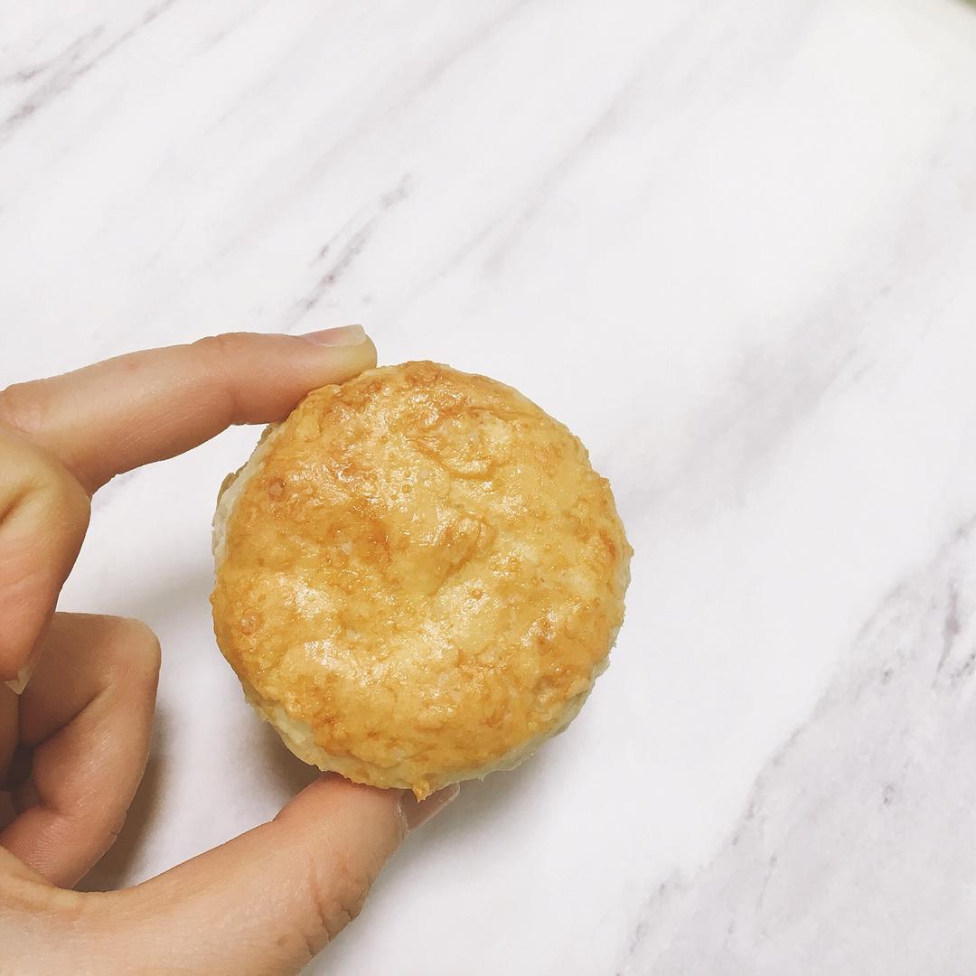 【视频】3分钟 奶油司康Scone(可能是世界上最快手的司康) 消耗淡奶油～