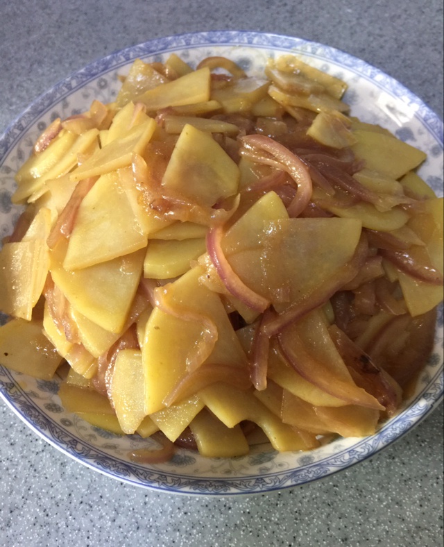 我不在乎你做的洋葱炒土豆片