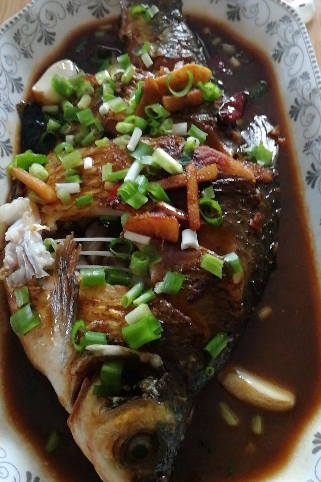 不良人oop做的家常红烧鱼