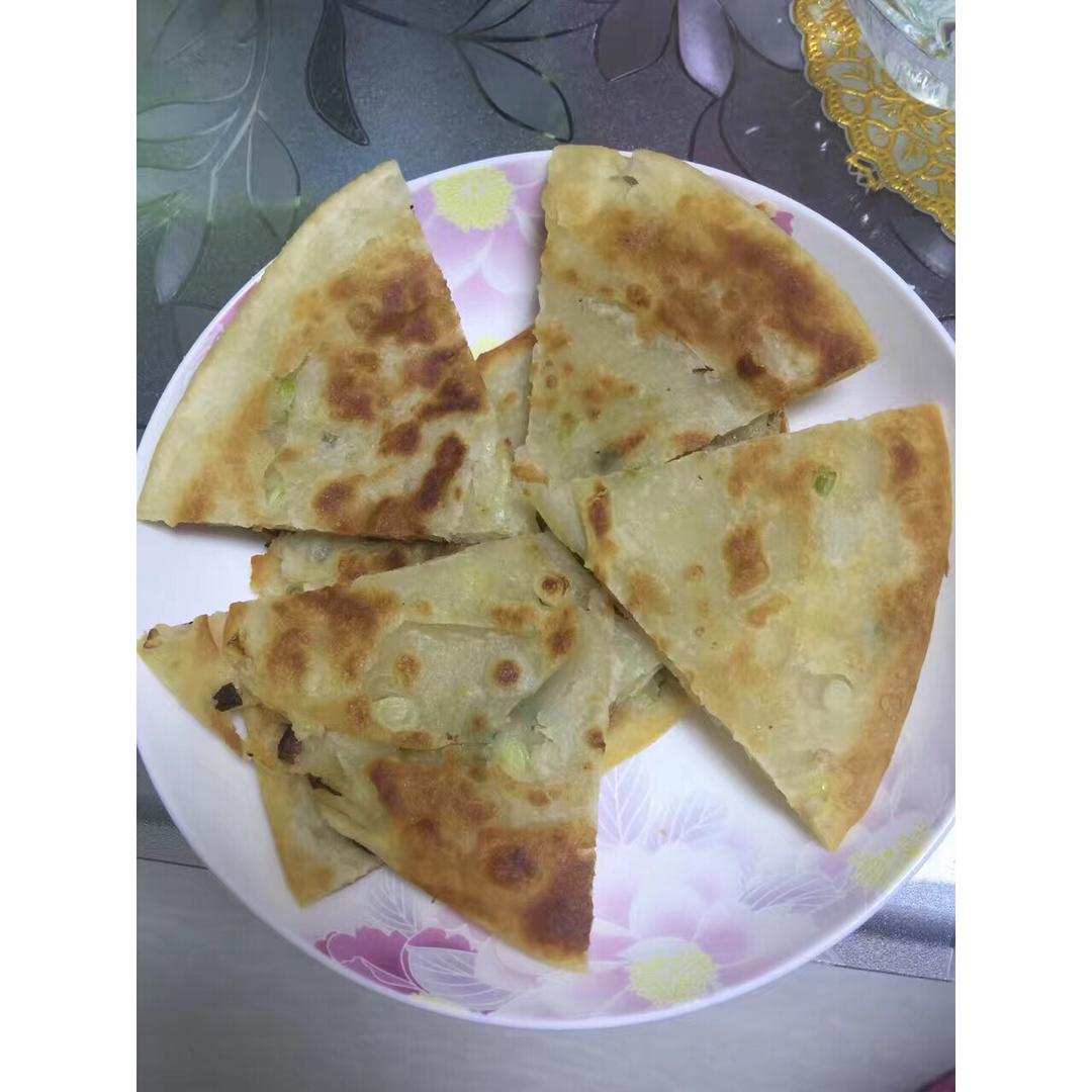 鸡蛋葱油饼                  （更新饼坯保存方法）