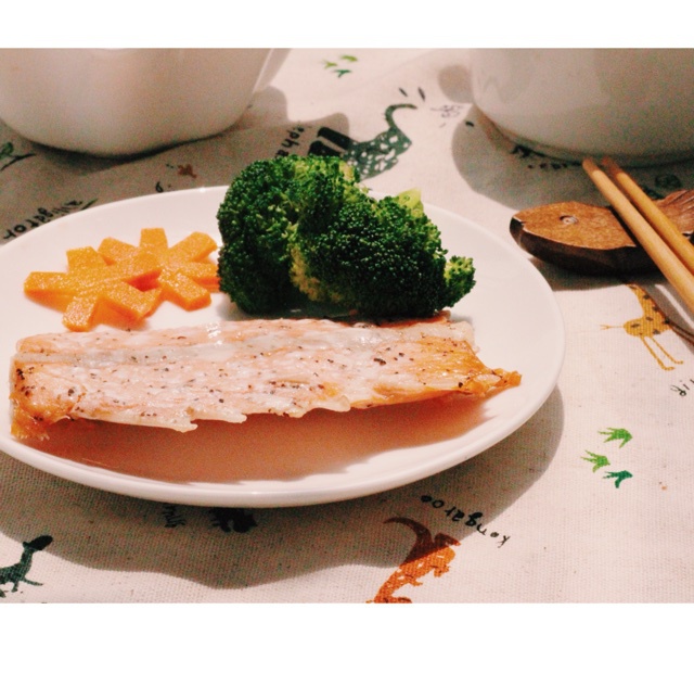 干煎三文鱼骨