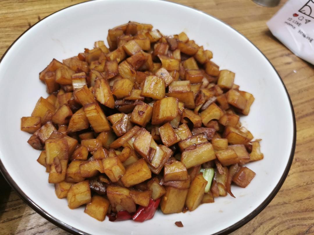 家常快手菜小炒藕丁真香