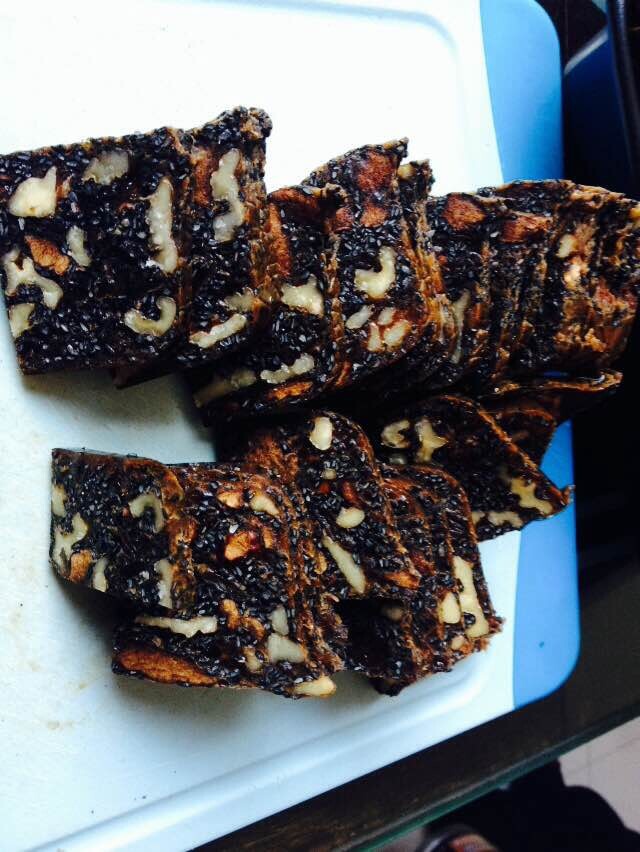 核桃桂圆芝麻红枣阿胶膏