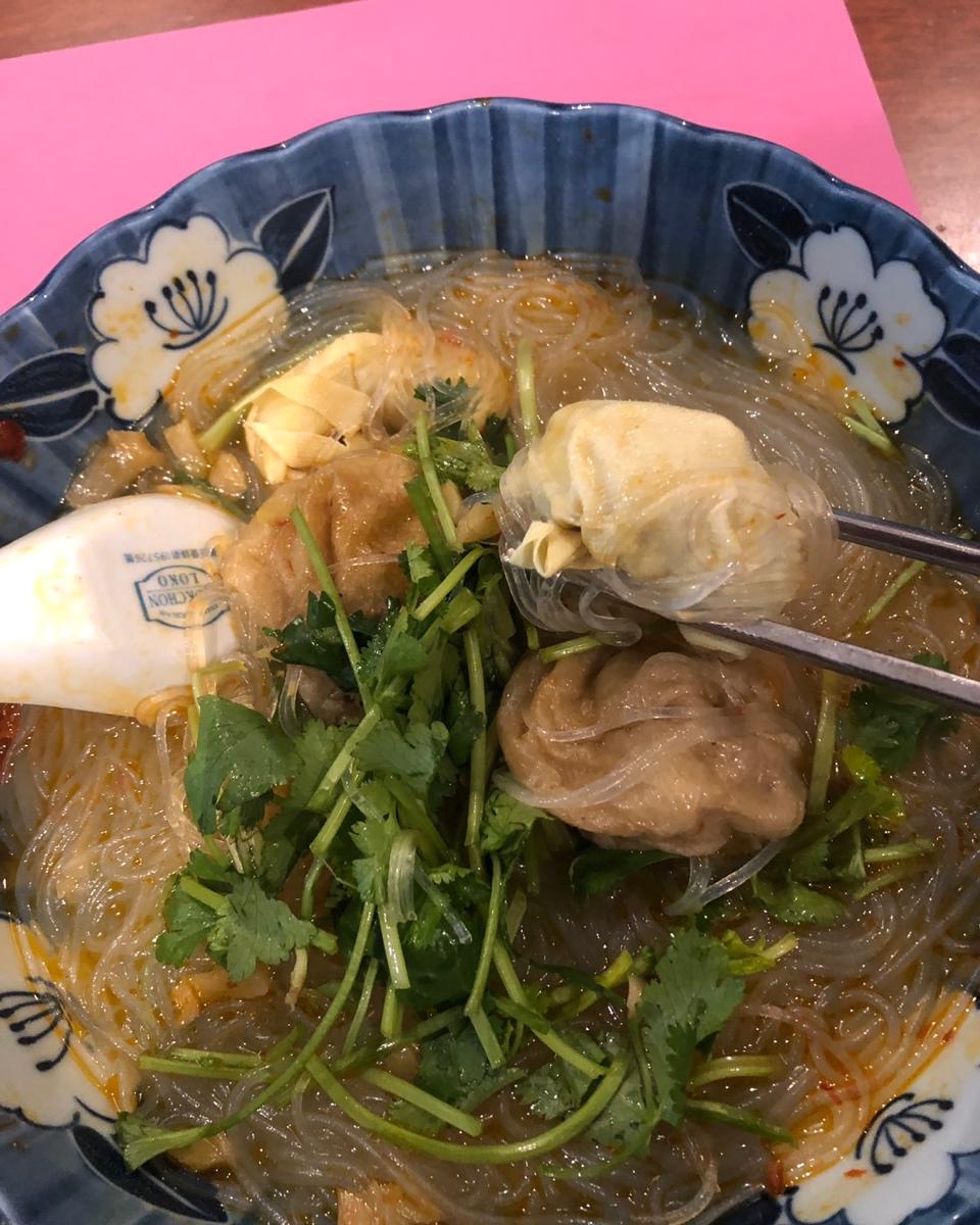 双档（油面筋嵌肉面结细粉汤）