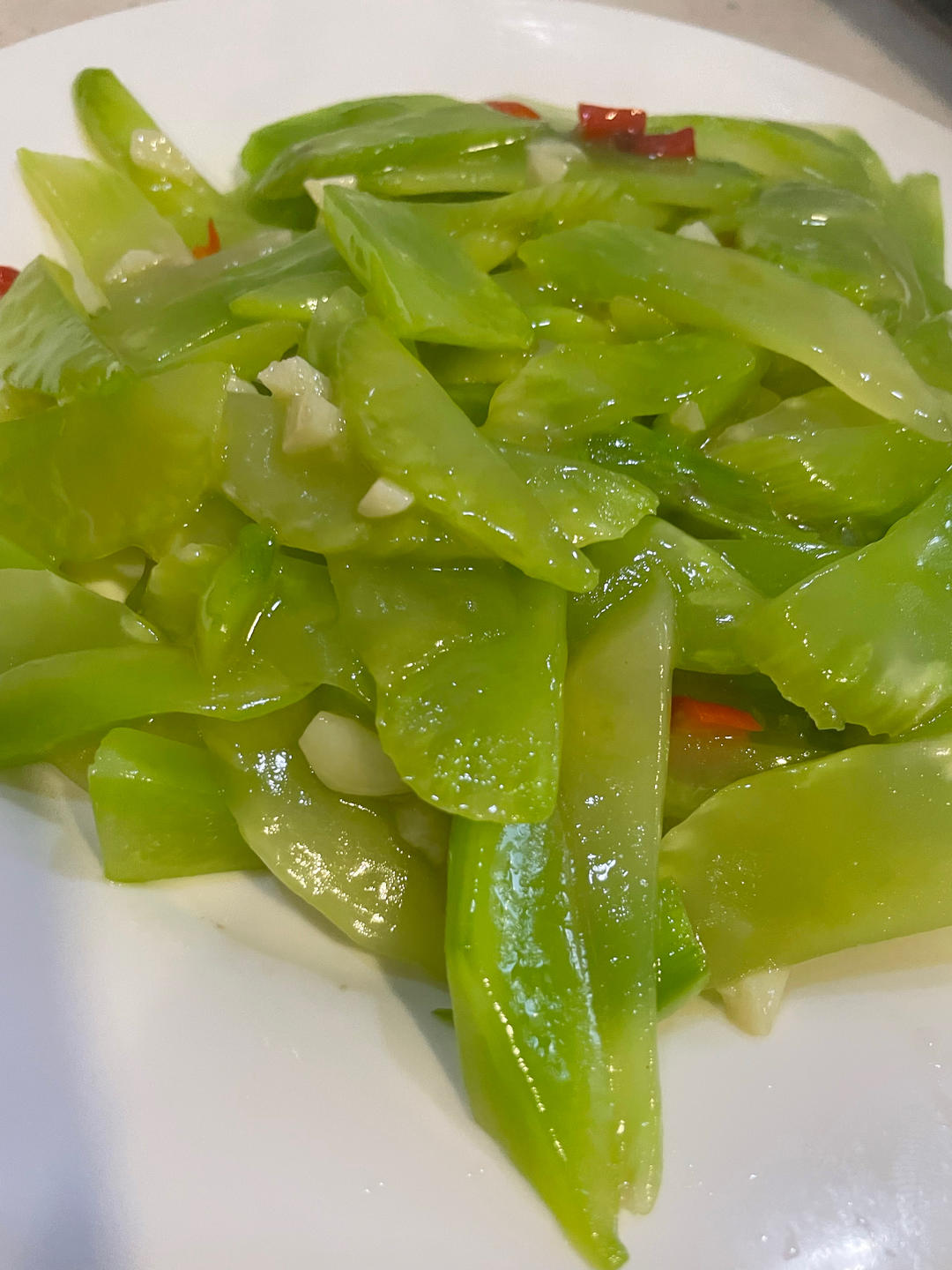 清炒莴笋