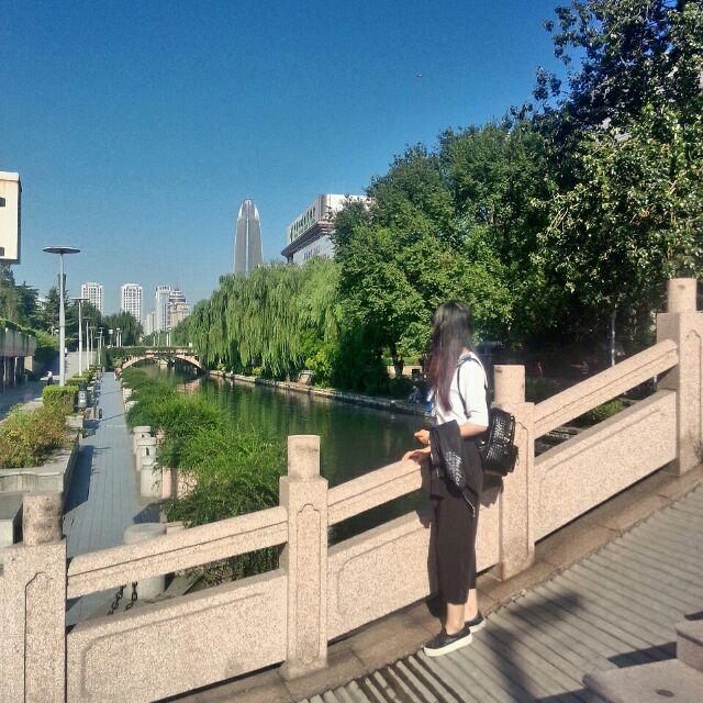 Li蓉