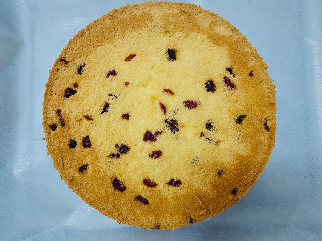 8寸蔓越莓戚风蛋糕