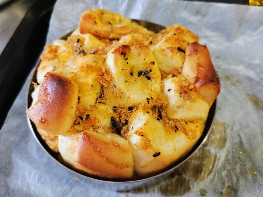 肉松手撕面包—超软会爆浆的面包哟