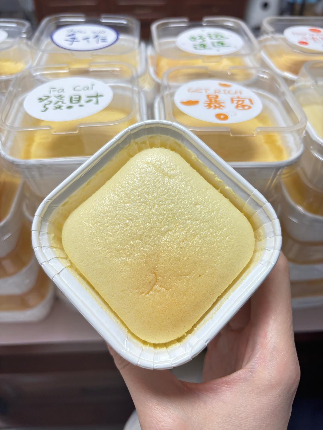 不塌陷不开裂不缩腰杯子蛋糕分享