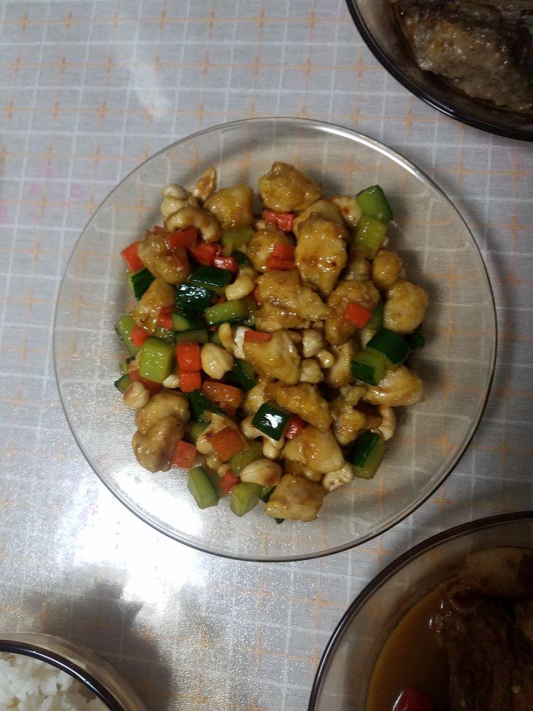酱爆黄瓜腰果鸡丁