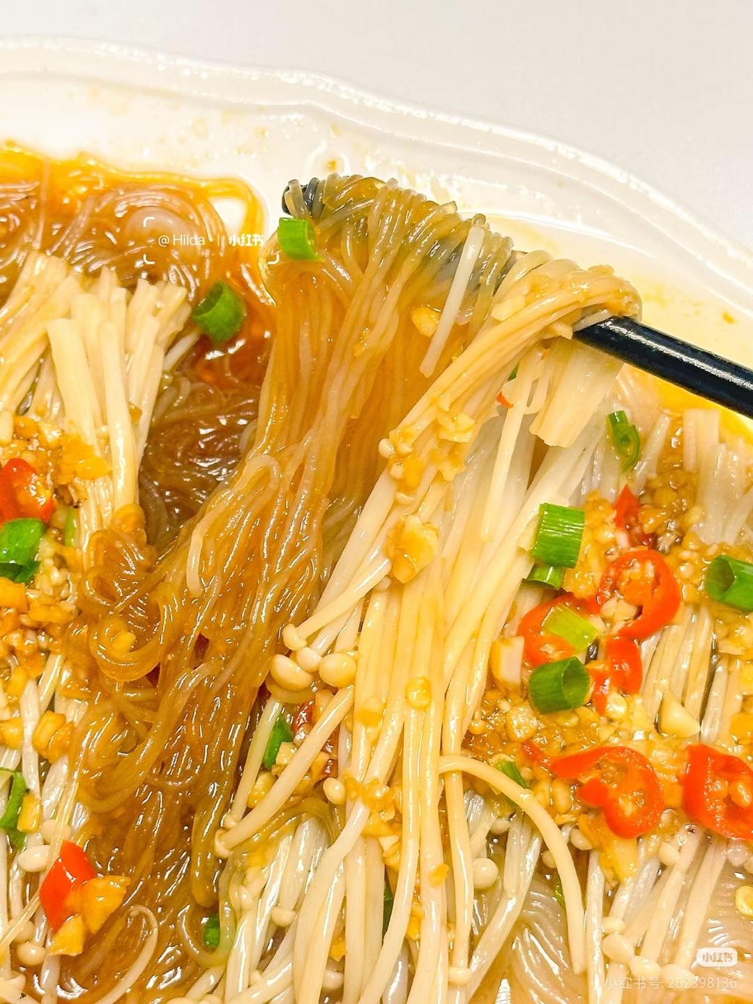 蒜蓉蒸粉丝金针菇