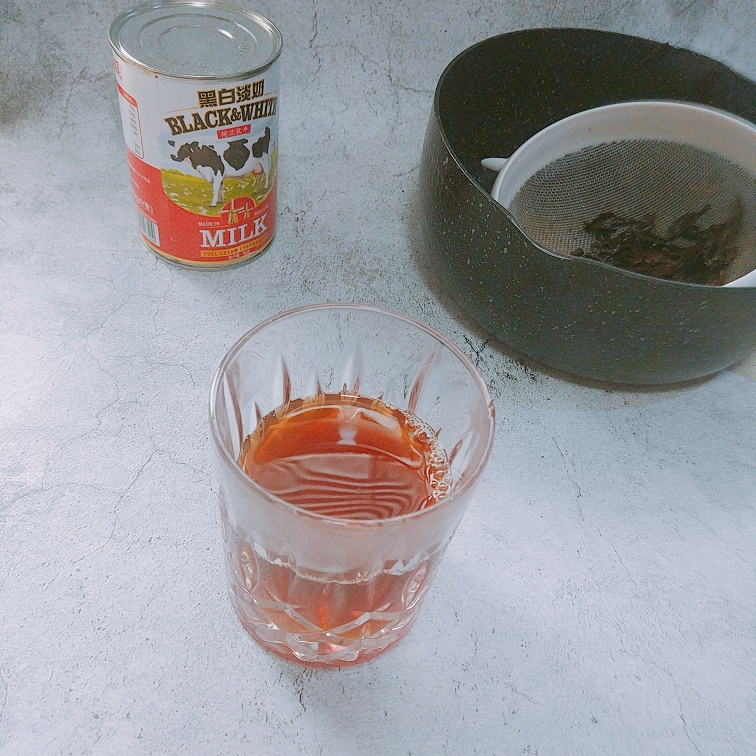专属奶茶——超快手搞定锅煮版奶茶的做法 步骤3