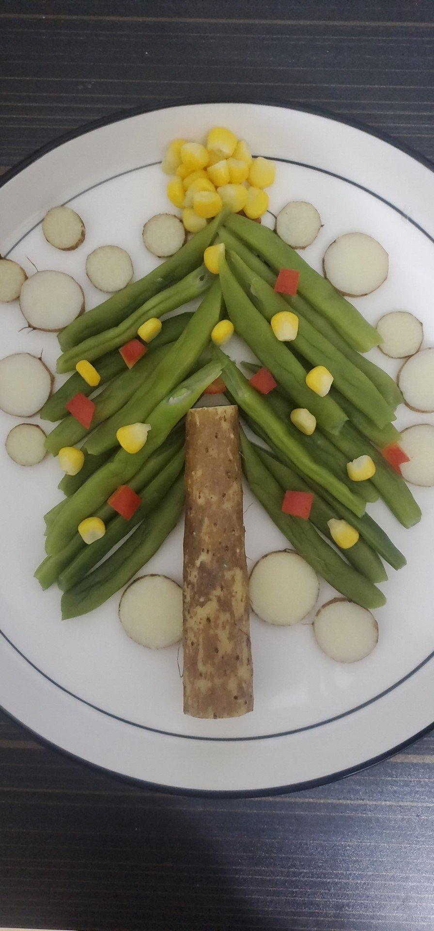 十二款圣诞树造型拼盘