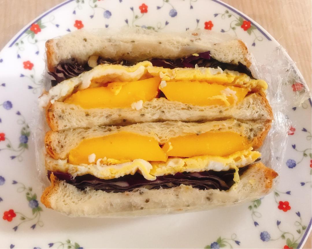 芒果煎蛋紫甘蓝三明治～味道清新