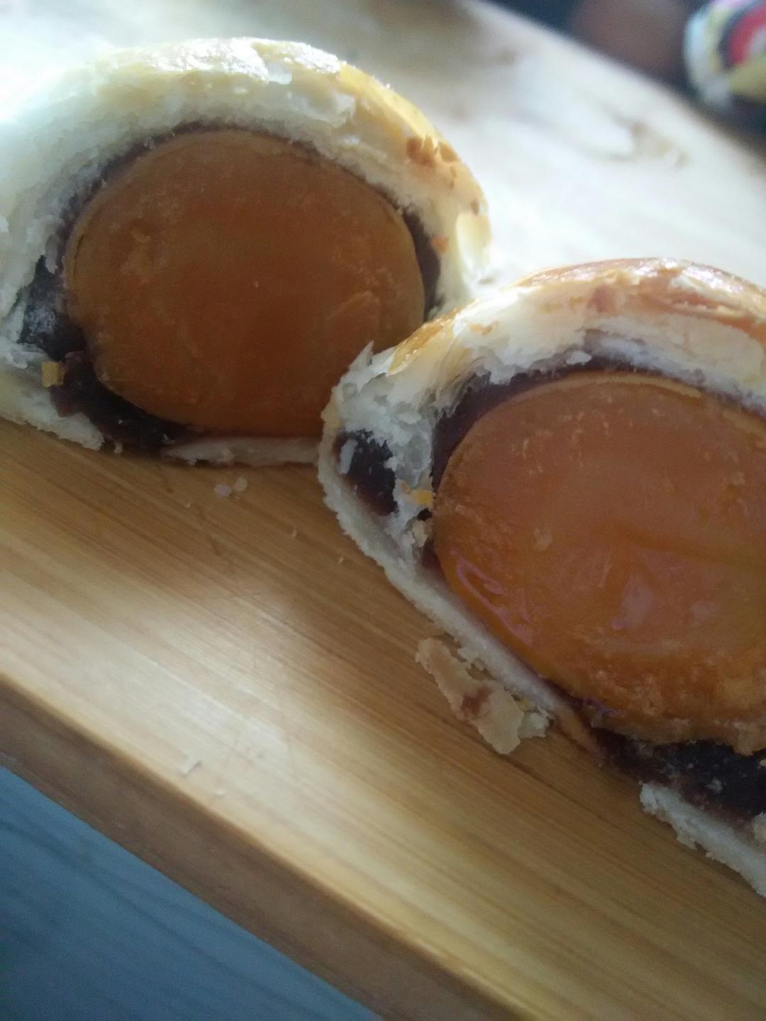 从炒红豆沙开始做蛋黄酥（视频）