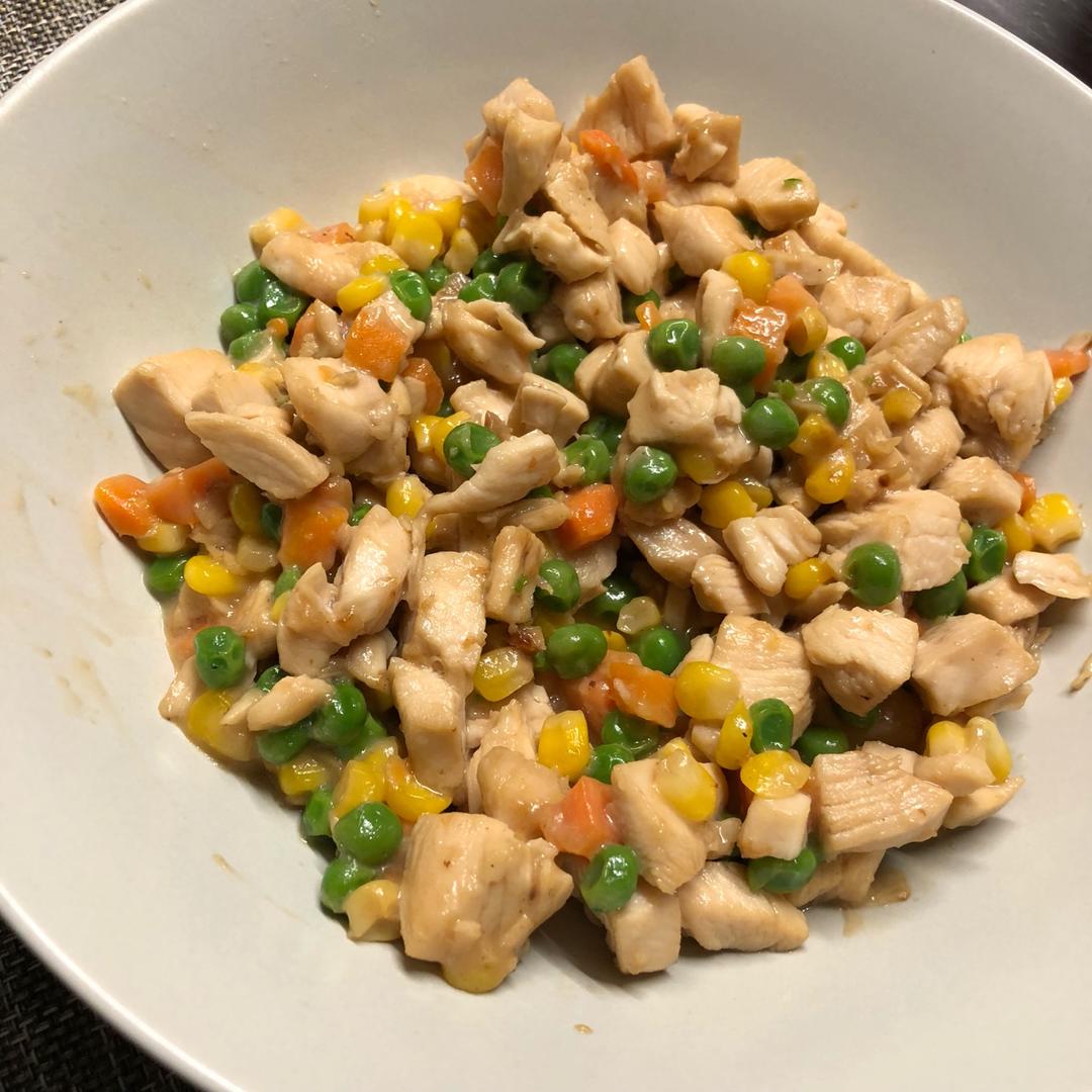 胡萝卜黄瓜鸡胸肉