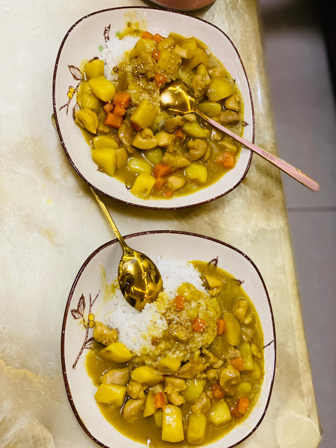 零失败日式咖喱鸡肉饭！！最正宗日本家庭做法！简单又好吃！