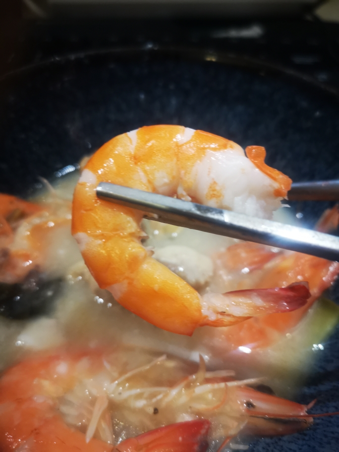 北鼎珐琅铸铁锅之鸡肉海鲜粥的做法 步骤10