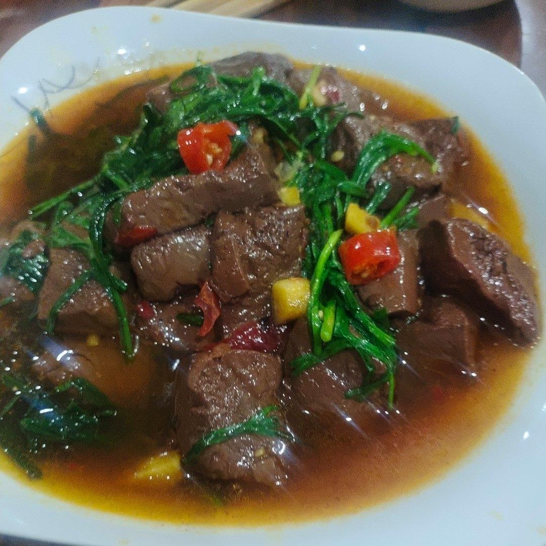 无敌好吃入味红烧猪血