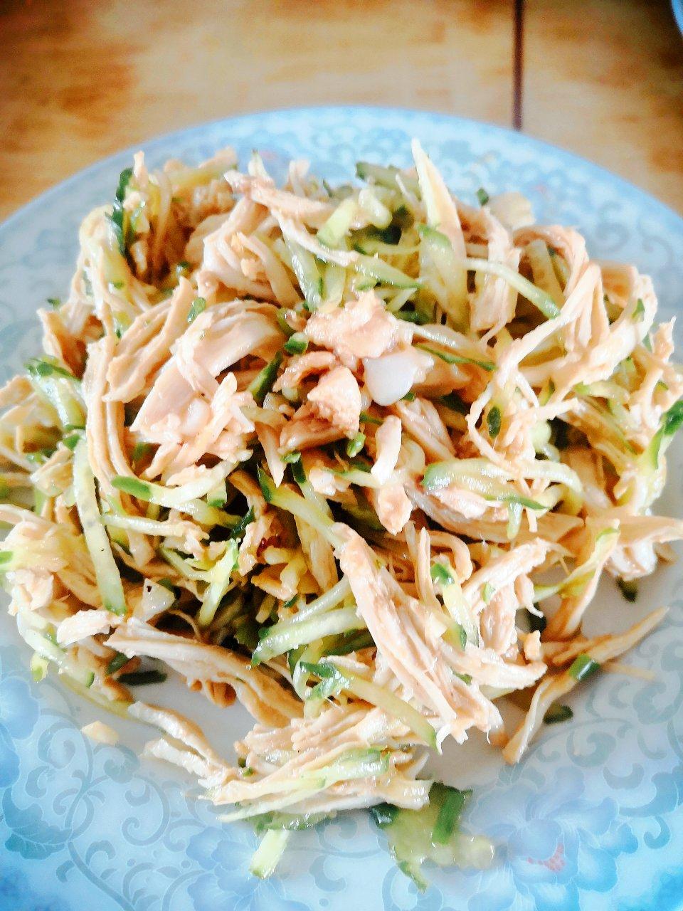 夏日减肥可以吃的肉:凉拌鸡丝